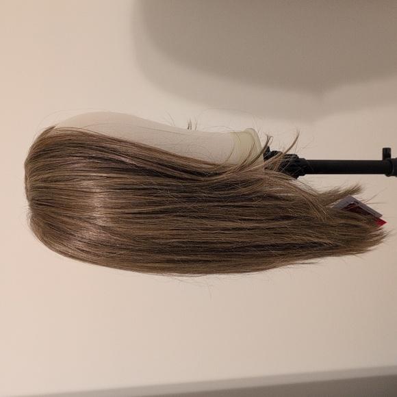 NWT Sensational wig by TressAllure + 5 unused wig caps - Picture 8 of 12